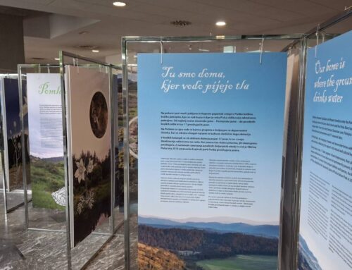 Razstava Pivška pokrajina skozi leto gostuje v Mestni knjižnici Kranj